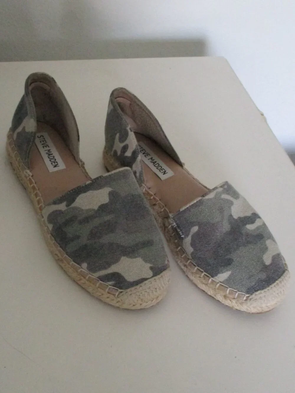 Steve Madden Amethyst Womens Green Camouflage Canvas Flat Espadrille NWOB-5.5M